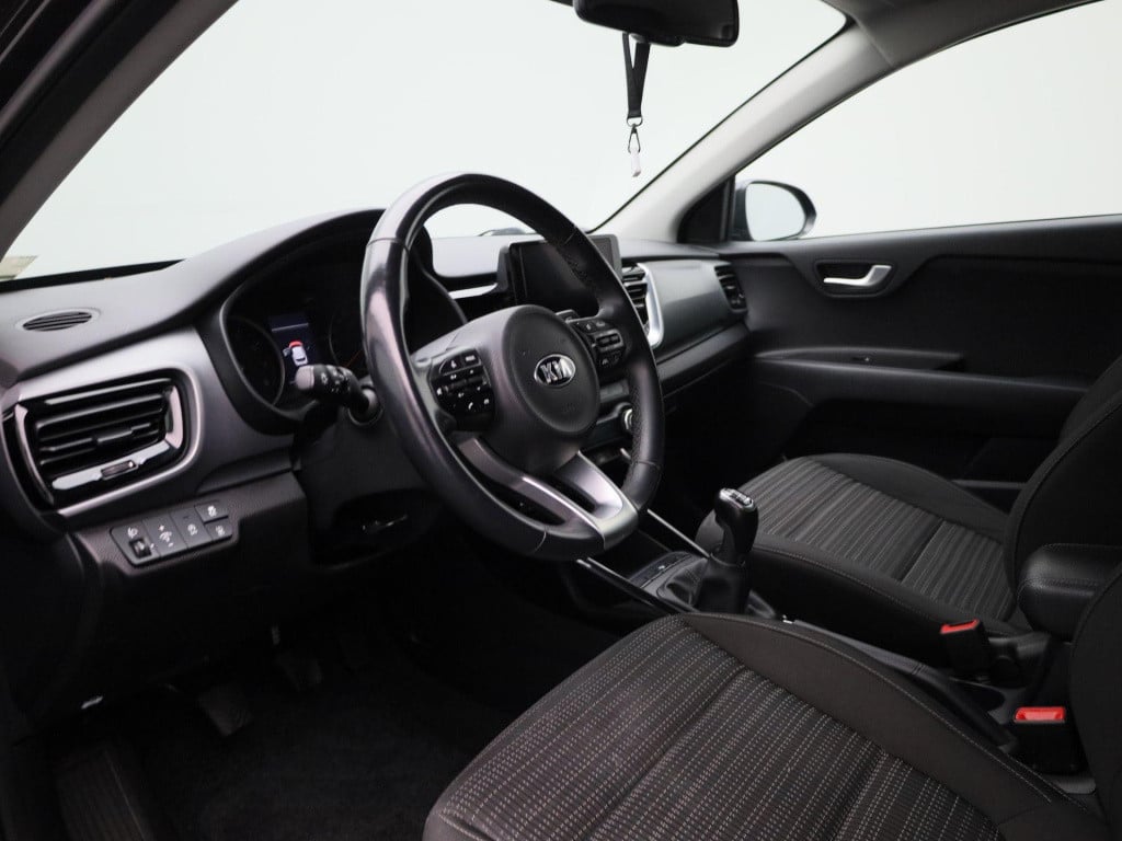 Kia Stonic 1.0 t-gdi mhev dynamicplusline | lmv | navigatie | parkeer senso