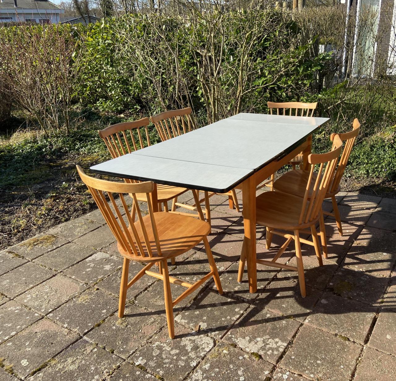 Vintage jaren 60 uitschuifbare eettafel met 6 stoelen
