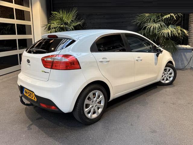 Kia Rio 1.2 cvvt airco | cruise | trekhaak | bluetooth | nap etc.
