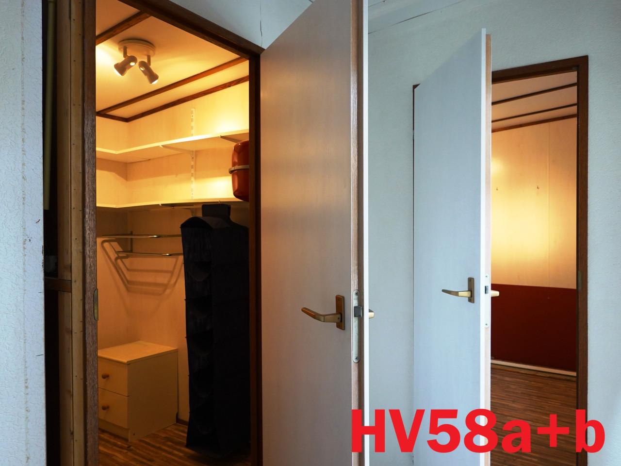 Edelweisz L-chalet met hardhouten kozijnen met dubbel glas en CV te koop