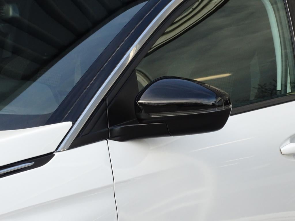 Peugeot 3008 1.2 puretech blue lease executive automaat | camera | apple ca