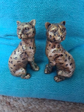 2 kleine beeldjes