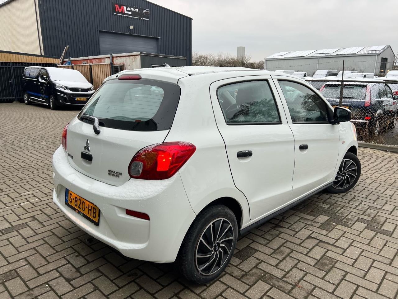 Mitsubishi Space Star 1.0Entry 117.938KM