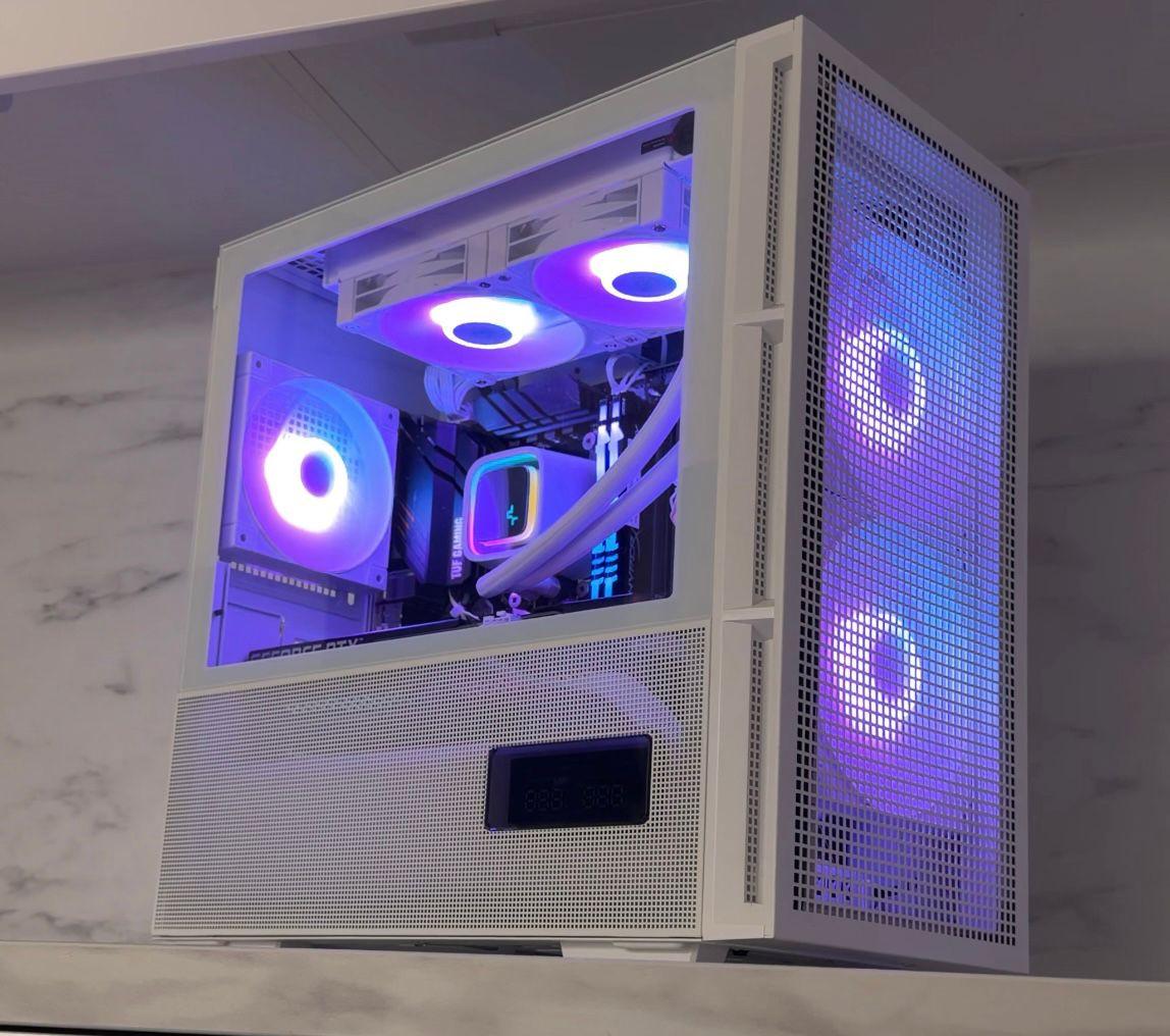 Witte Game PC – ROG Strix RGB 12G & Ryzen power, 16GB RAM - EyeCatcher!