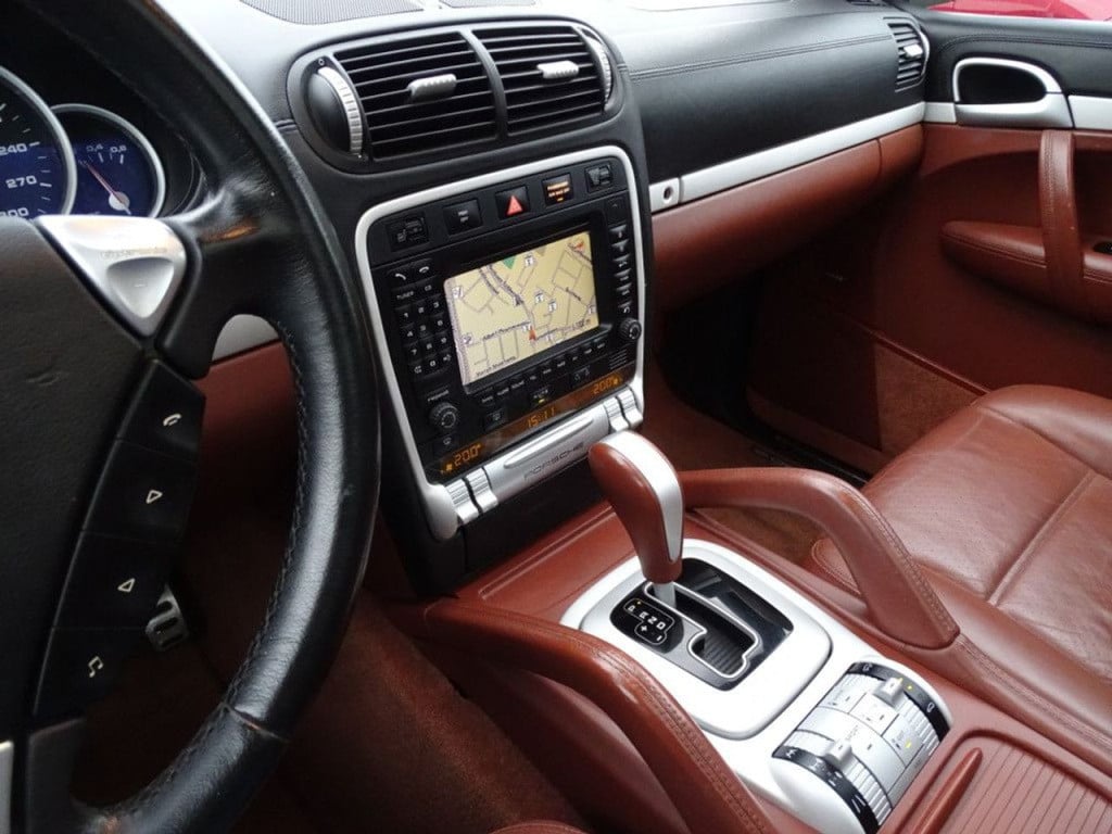 Porsche Cayenne 4.8 turbo 500pk | pano