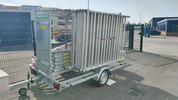 2x ROLSTEIGER + AANHANGWAGEN + DAKRANDBEVEILIGING