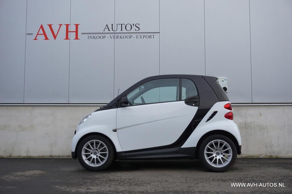Smart Fortwo coupé 1.0 mhd edition pure