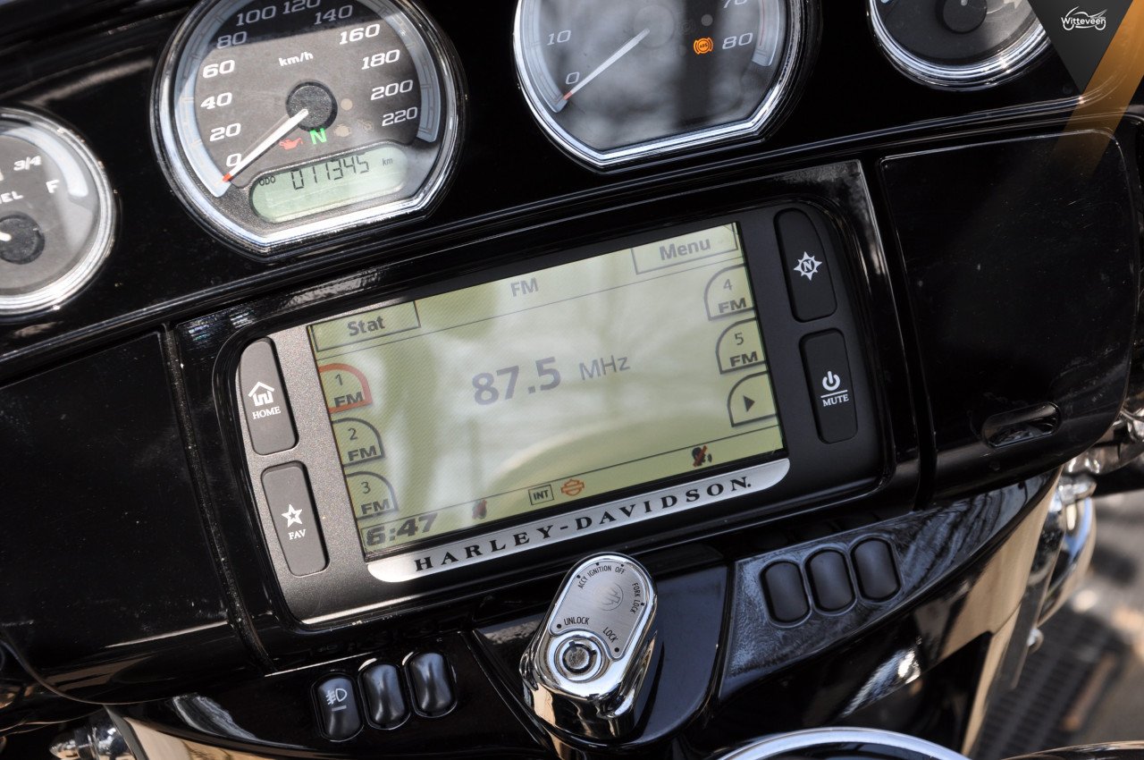 Harley Davidson FLHTK Electra Glide Ultra Limited 103 5HD 11400 km!