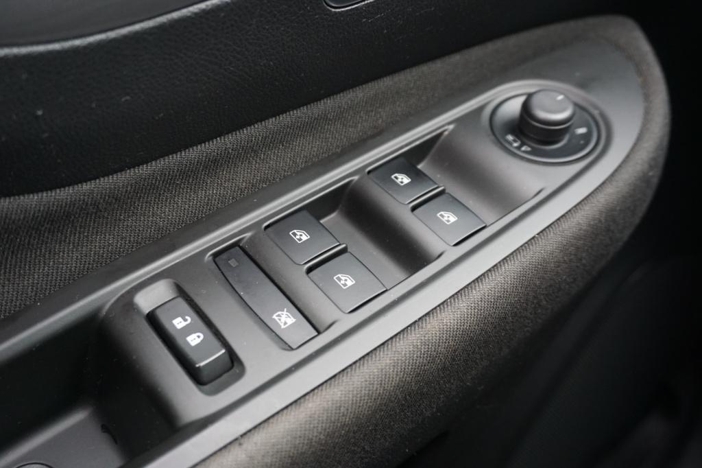 Opel Mokka 1.6 edition climate / cruise / stoelverw. / camera / parkeersens