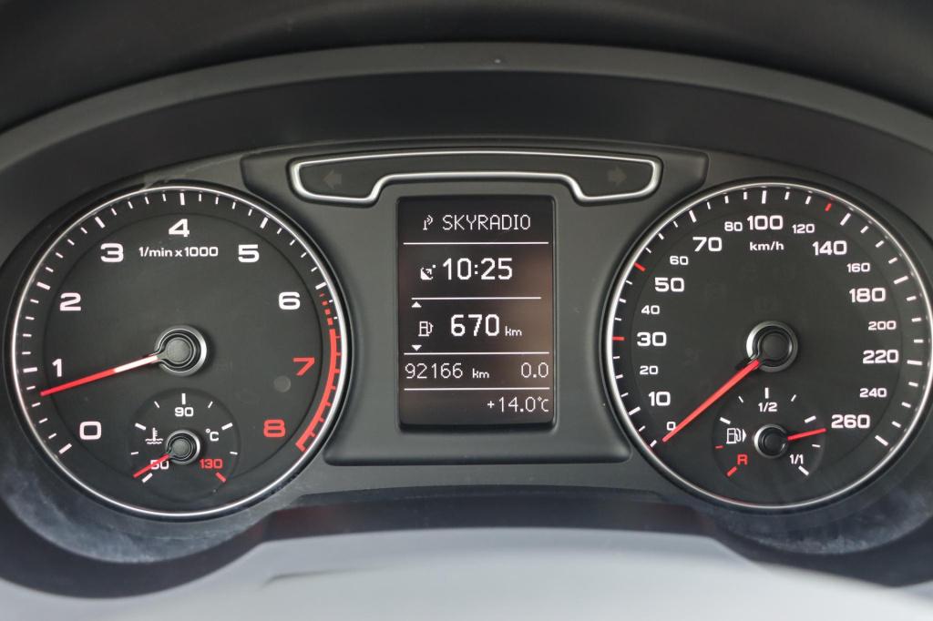 Audi Q3 1.4 tfsi pro line | navi | sensoren | cruise control
