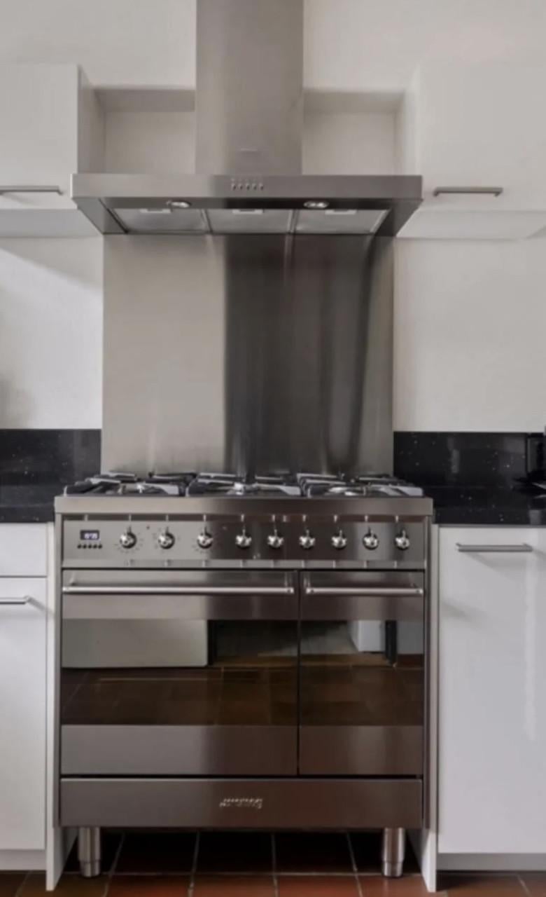 Smeg 6 pits fornuis met dubbele oven