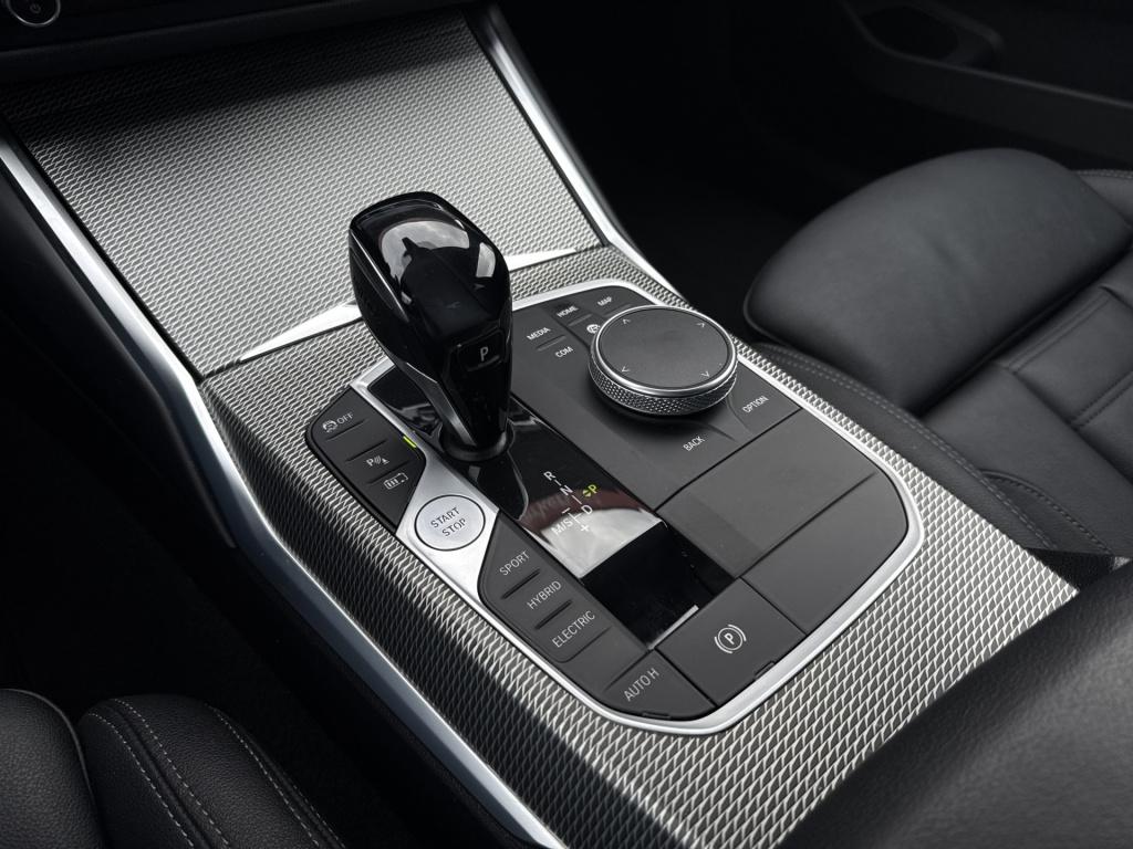 BMW 3-serie 320e m sport business edition plus | m performance | leder | la