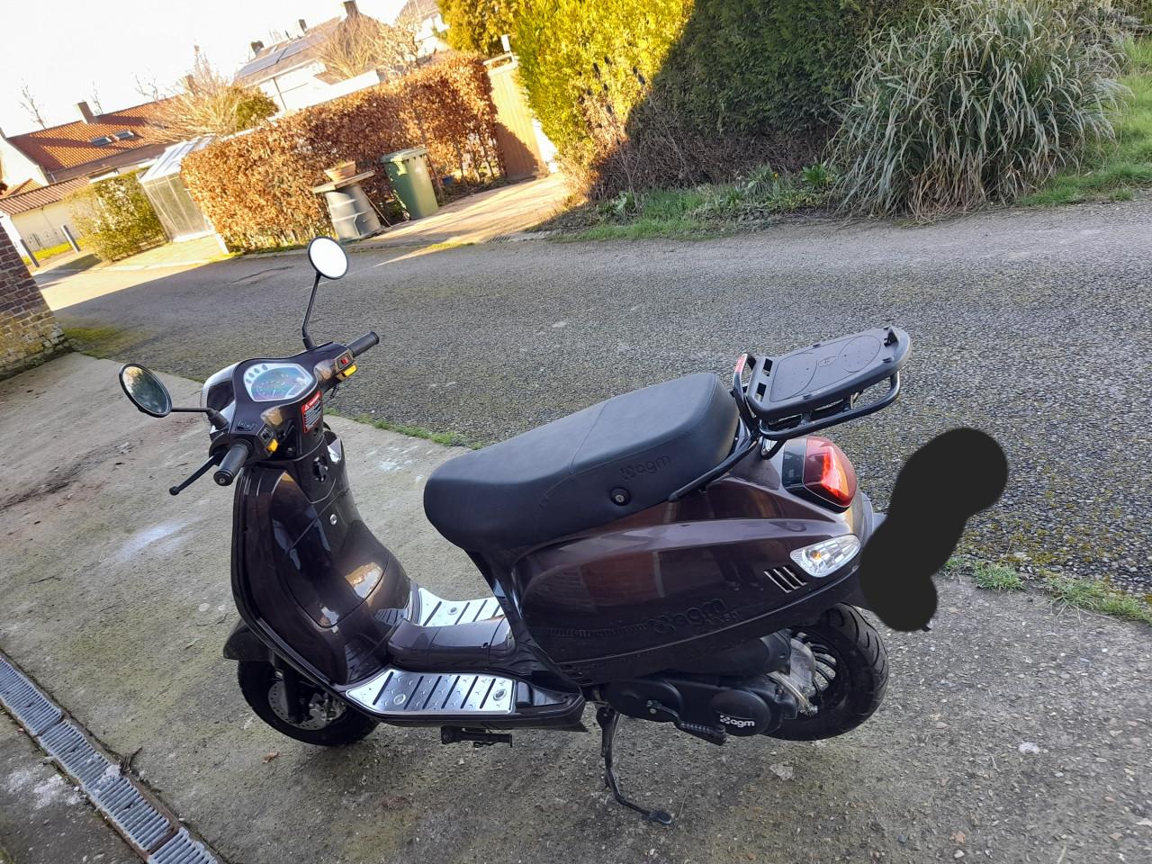 Scooter rijklaar met maar 98.6 km erop
