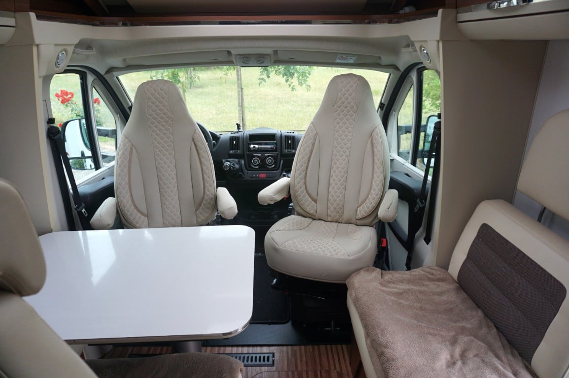Adria Coral Supreme S 670 SL T 2015 met 38.000km euro 5