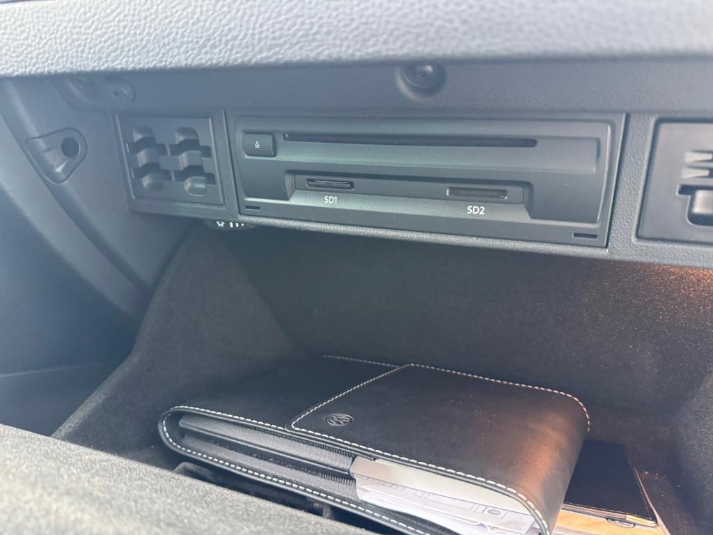 Volkswagen Golf 1.0 tsi * massage stoel * camera * carplay * stoelverwarmin