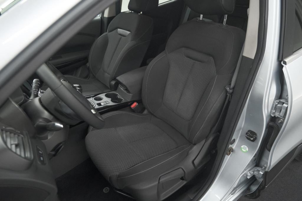 Renault Kadjar 1.3 tce 140 zen | trekhaak | apple carplay | navigatie | par