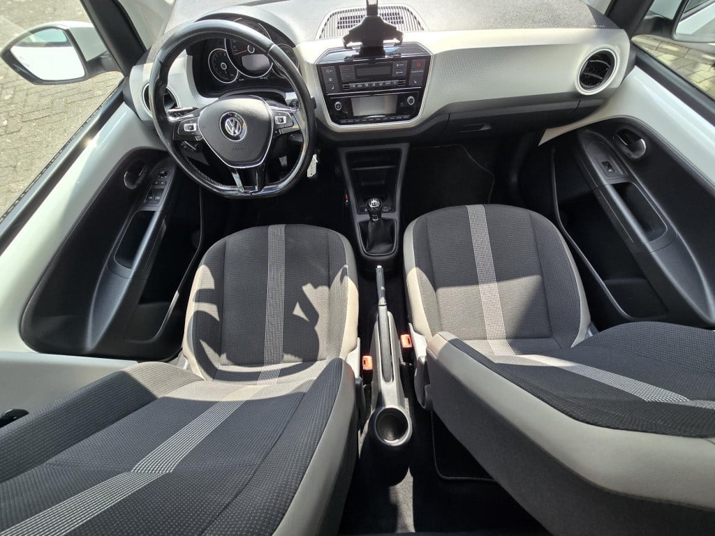 Volkswagen UP! 1.0 bmt high up!