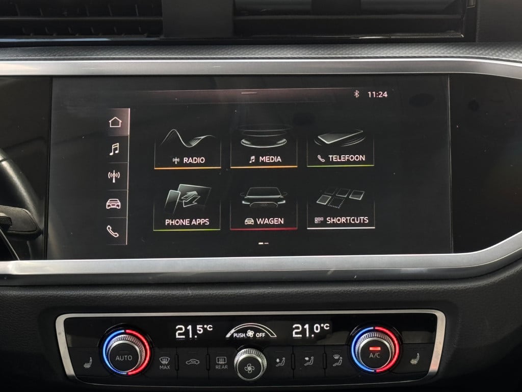 Audi Q3 35 tfsi design luxe * trekhaak * sportstoelen* carplay