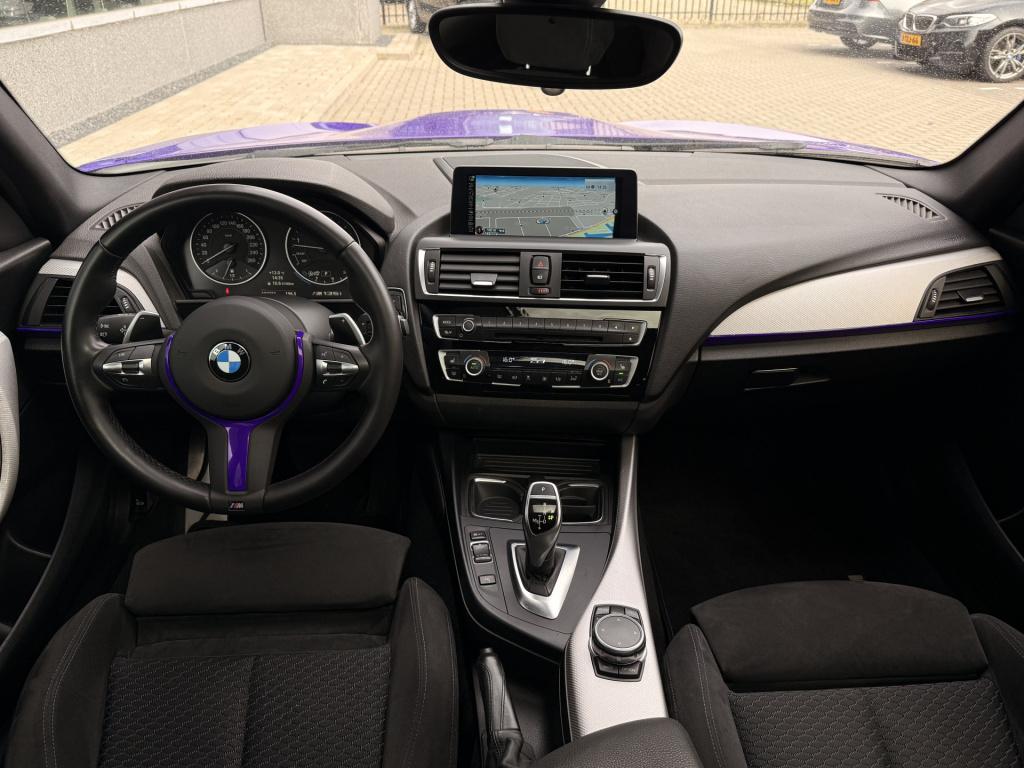 BMW 1 Serie m135i m-performance | schuifdak| navi | cruise | performance ui