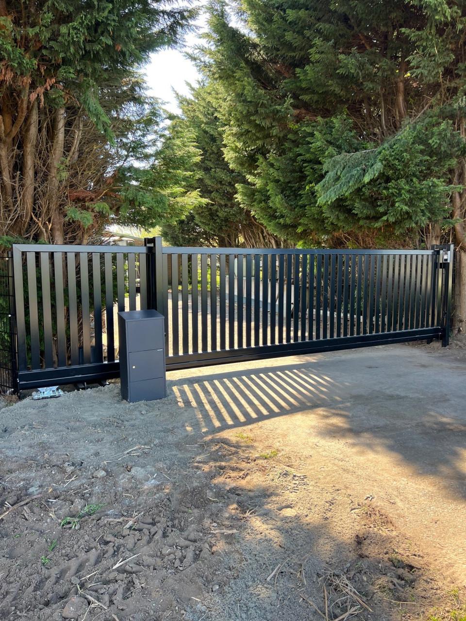 Stijlvolle - Luxe Schuifpoorten en Inrijpoorten.