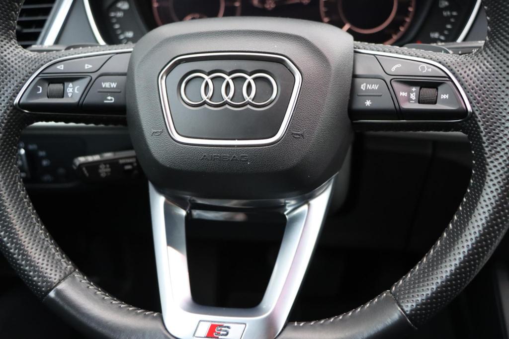 Audi Q5 55 tfsi e quattro competition s-tronic 367pk