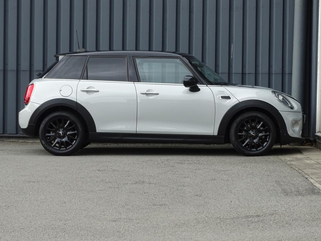 Mini 5-deurs 1.5 cooper chili 5-deurs automaat | apple carplay | harman/kar