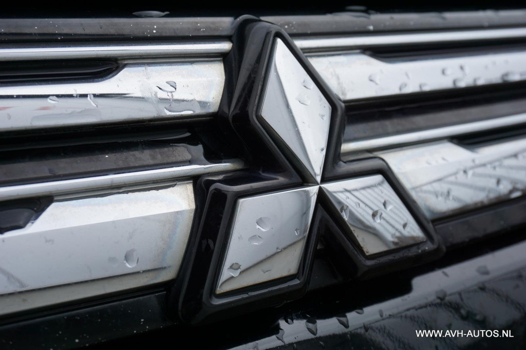 Mitsubishi Outlander 2.0 phev instyle