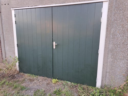 Houten openslaande garagedeur