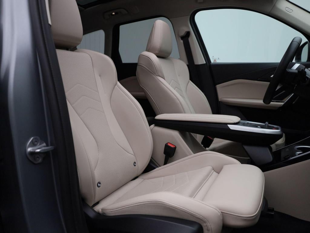 BMW X1 xdrive25e | automaat | leder | panorama dak | stoel verwarming | vir