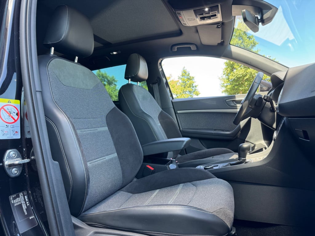 Seat Ateca 1.5 tsi xperience * panoramadak * trekhaak * keyless * virtual c