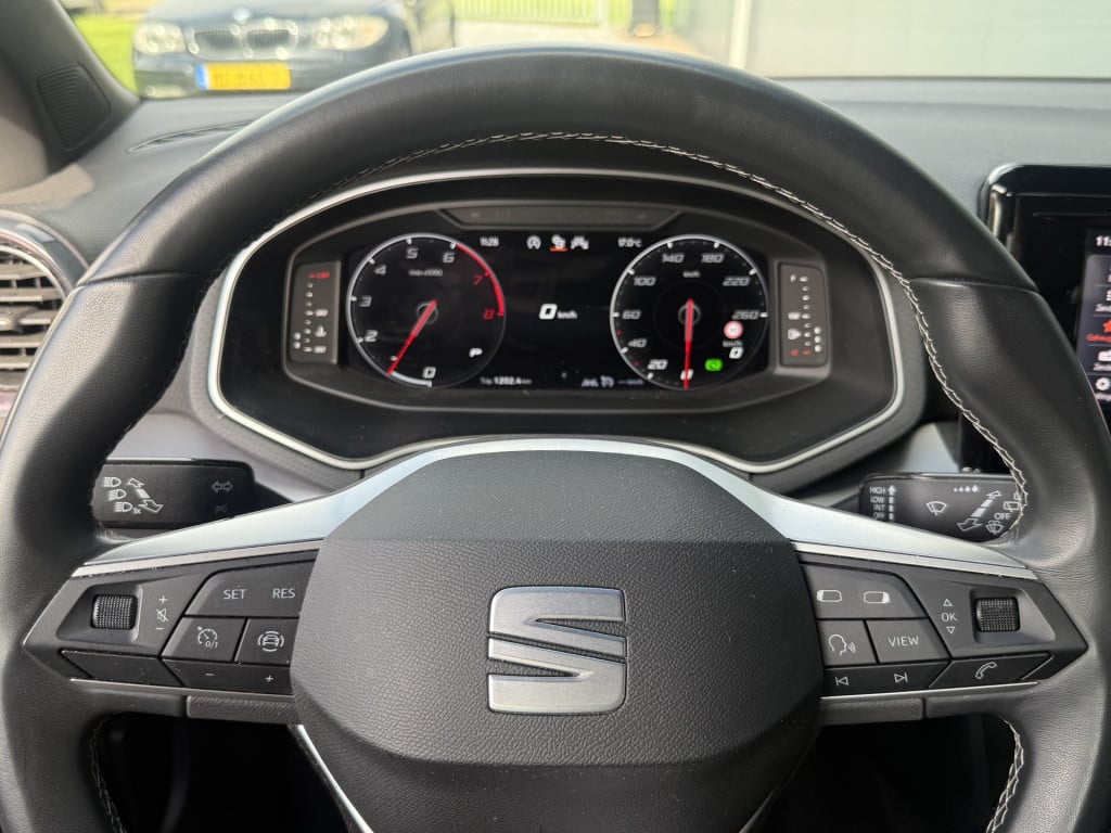 Seat Ibiza 1.0 ecotsi style business connect 5-drs