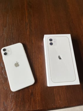 IPhone 11, 64GB