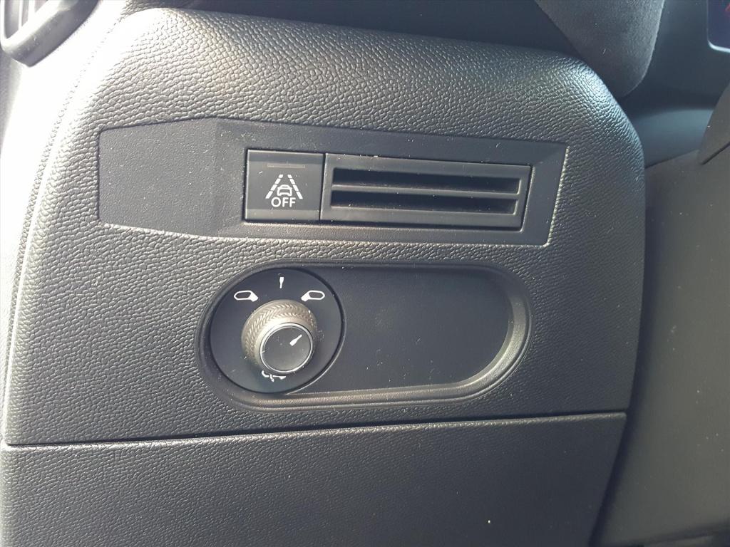 Ds Ds 3 crossback 1.2 puretech 100pk business | navi | bt | applecarplay & 