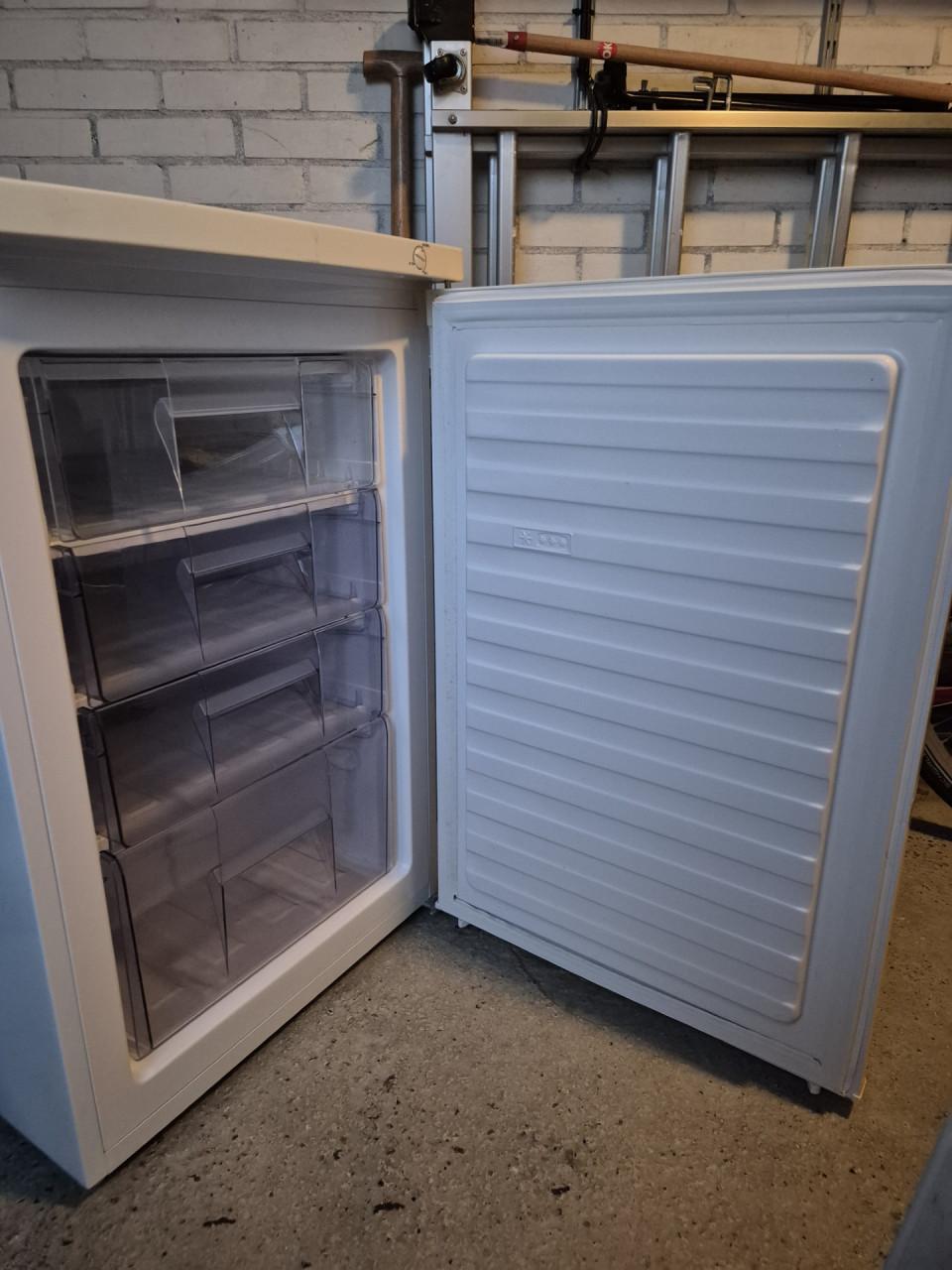 Te Koop whirlpool diepvries