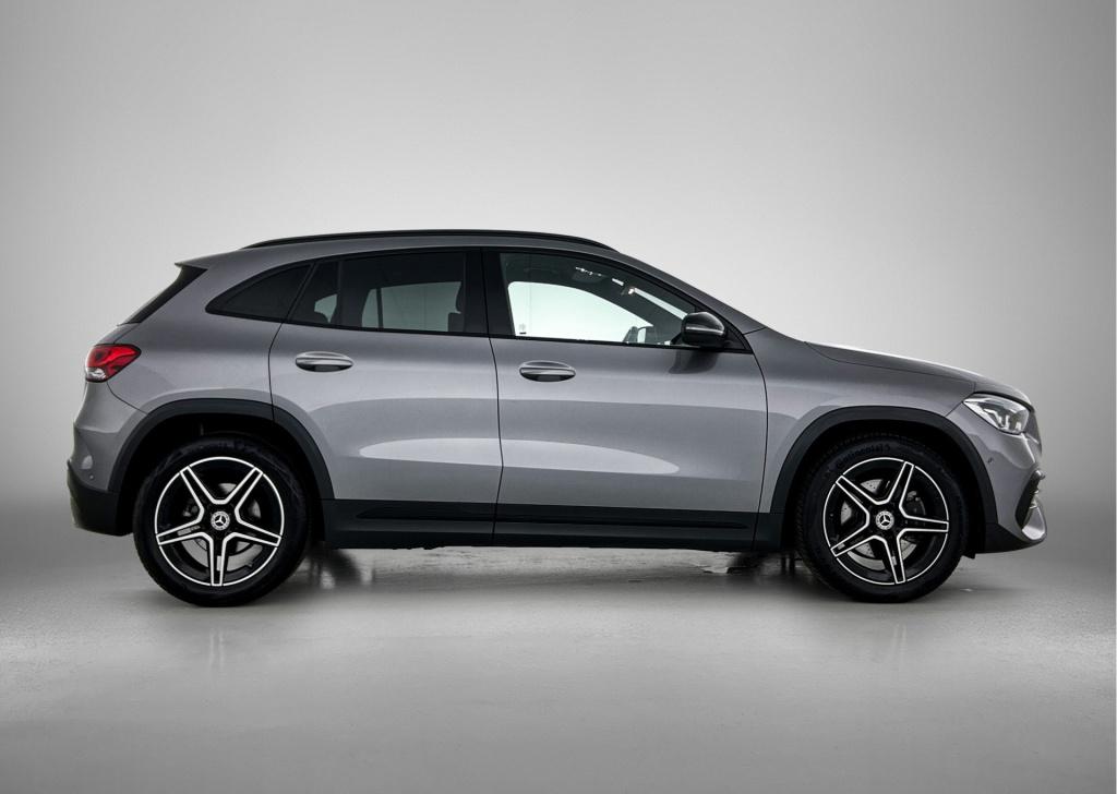 Mercedes-Benz Gla-klasse 200 business solution amg | sfeerverlichting | tre