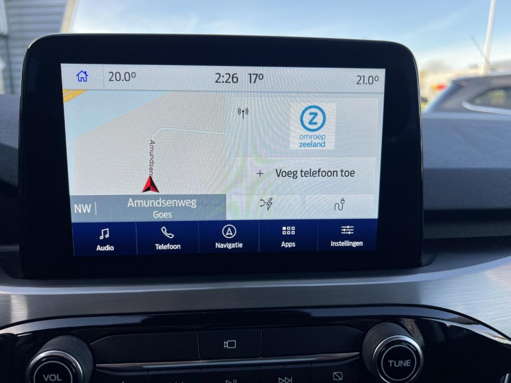 Ford Kuga 2.5 phev e-cvt 225pk titanium , voorruitverwaming , adaptive cc ,