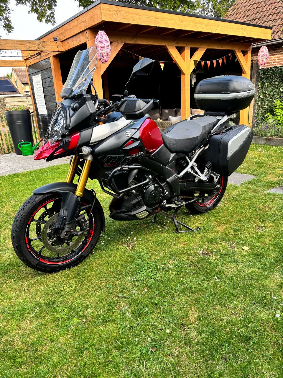 Suzuki V-Strom 1000 (2014, akrapovic)