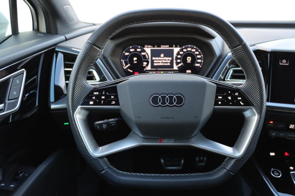 Audi Q4 E-tron 45 s edition 82 kwh 286pk | soh 93,9% |