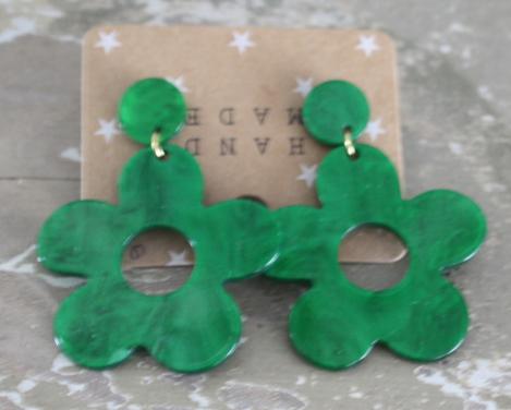 Leuke nieuwe groene  oorbellen hangers  bloemen