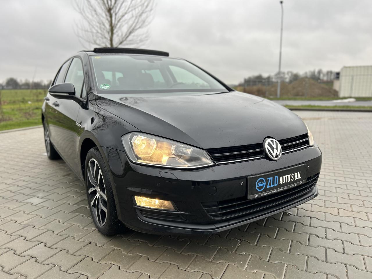 Volkswagen Golf 1.2 TSI CUP Edition 40|PANO|CRUISE CONTR|APK