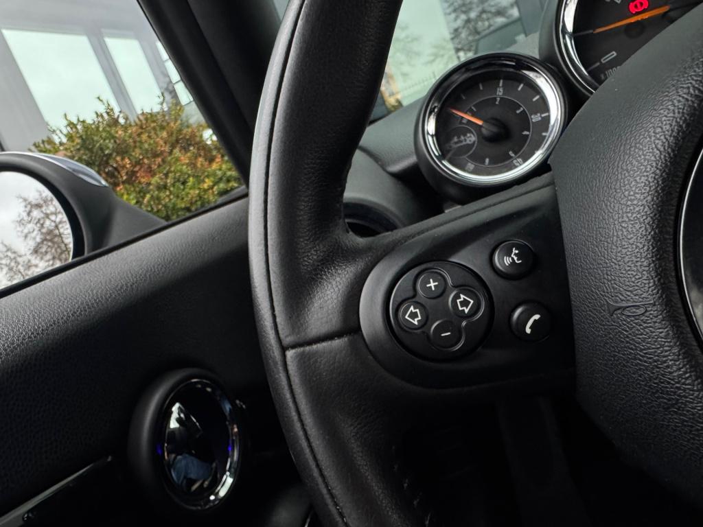 Mini One Cabrio mini 1.6 chili * cruise control * stoelverwarming * pdc * n