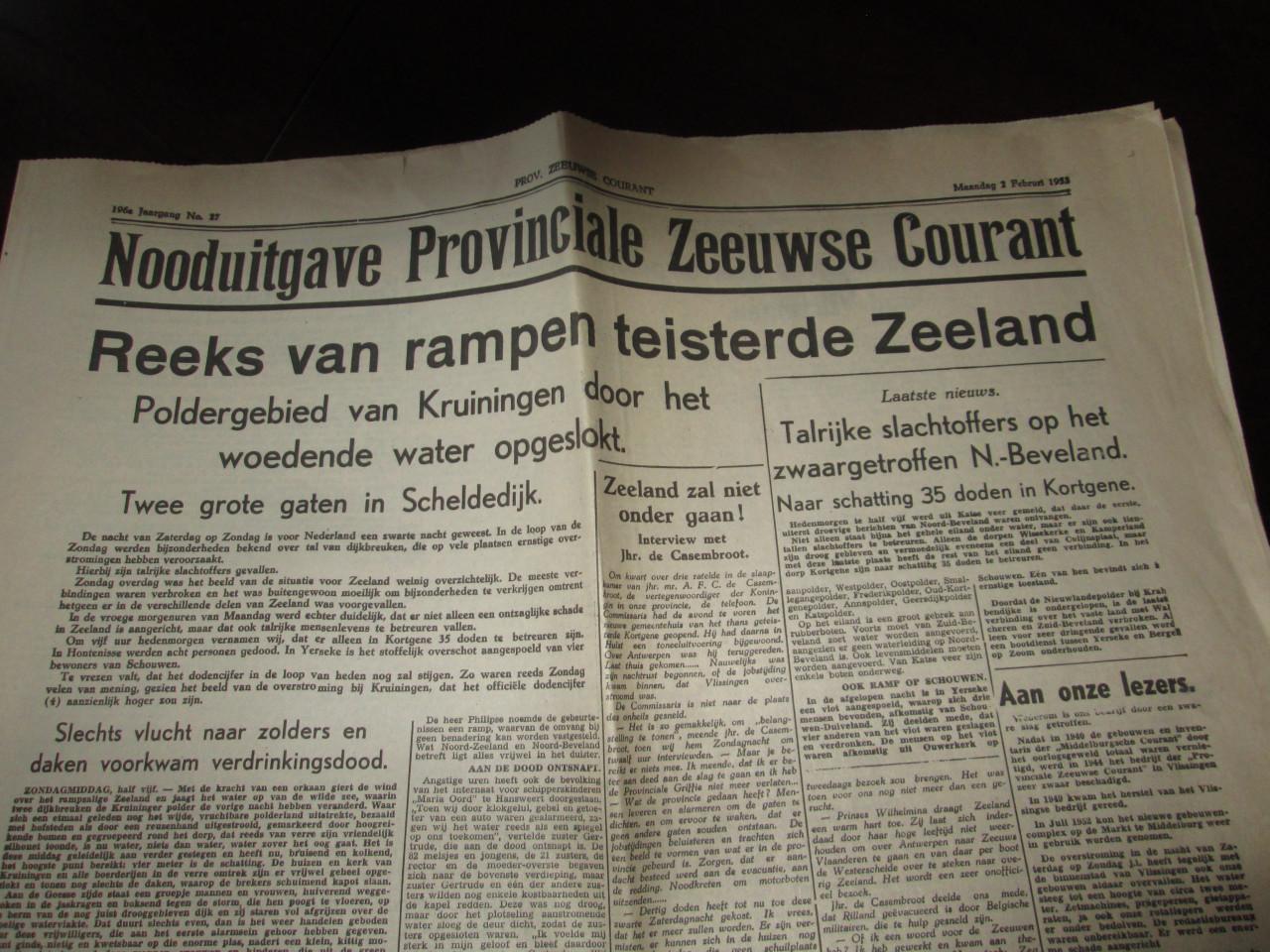 P Z C [ krant] van de watersnood 2 febr 1953