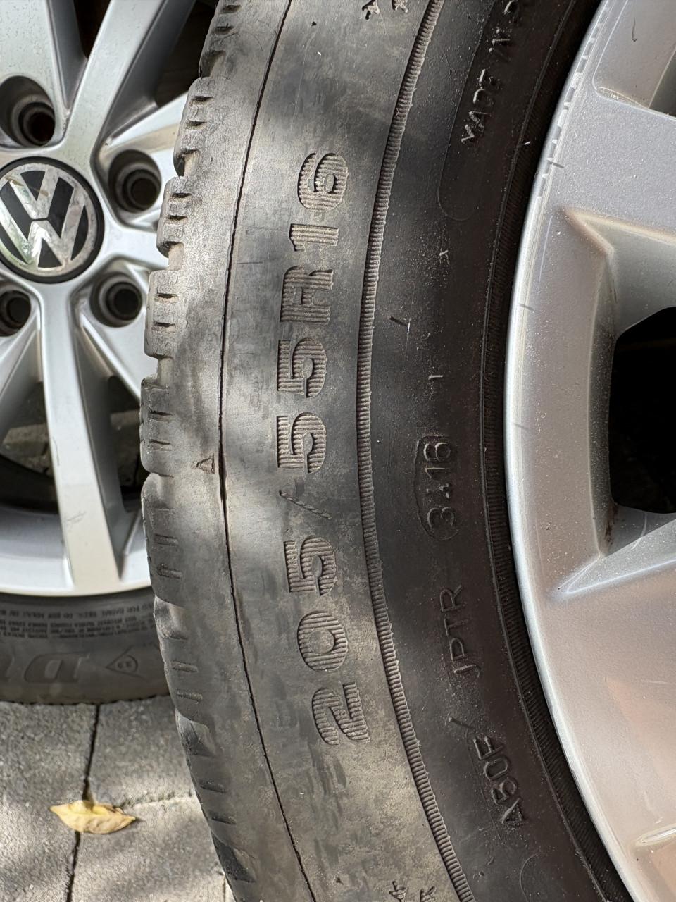 Winterbanden met velgen 205/55/R16 91H - VW B7