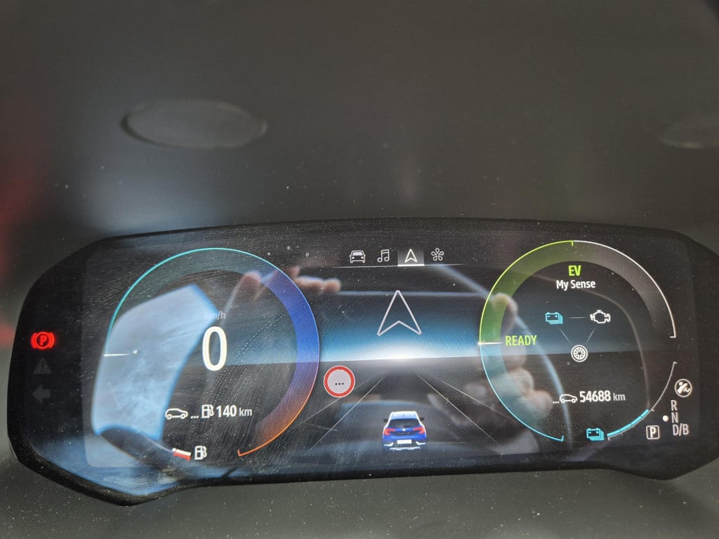 Renault Captur e-tech hybrid 145 r.s. line