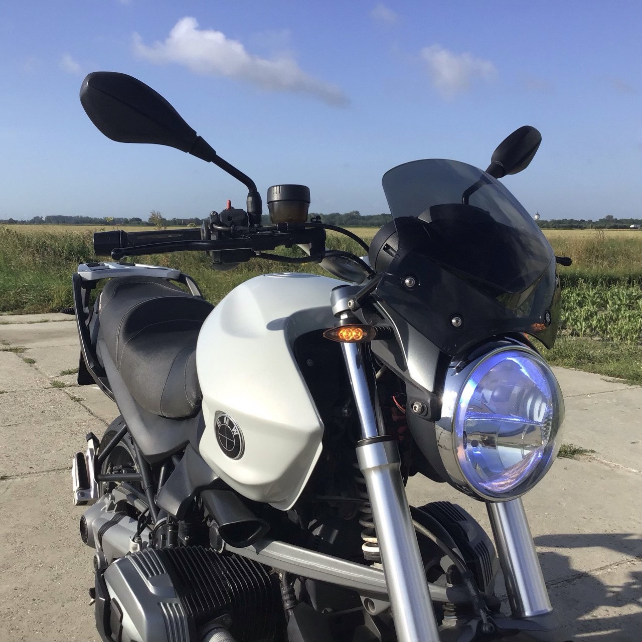 * LENTE AANBIEDING * bmw r1200r r 1200 r DOHC 2011 83000 km