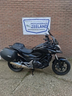 Honda NC 750 X (A) Full Black (Vol opties!)