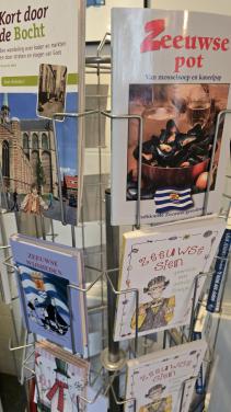 Boeken verkoop 22 november  van 10.00 tot 17.00