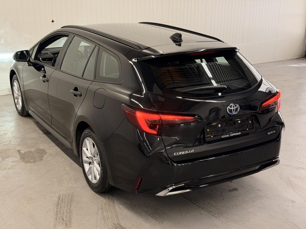 Toyota Corolla Touring Sports 140 hybrid active aktie model !!!