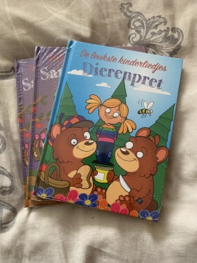 Boekjes met cd met kinderliedjes