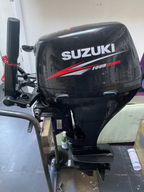 Suzuki 15 pk